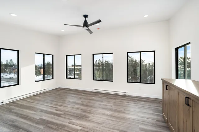 $875,000 | 3731 London Road, Duluth, MN 55804