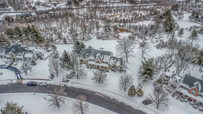 10 Red Robin Way Flemington, NJ 08822 - Photo 1 of 31