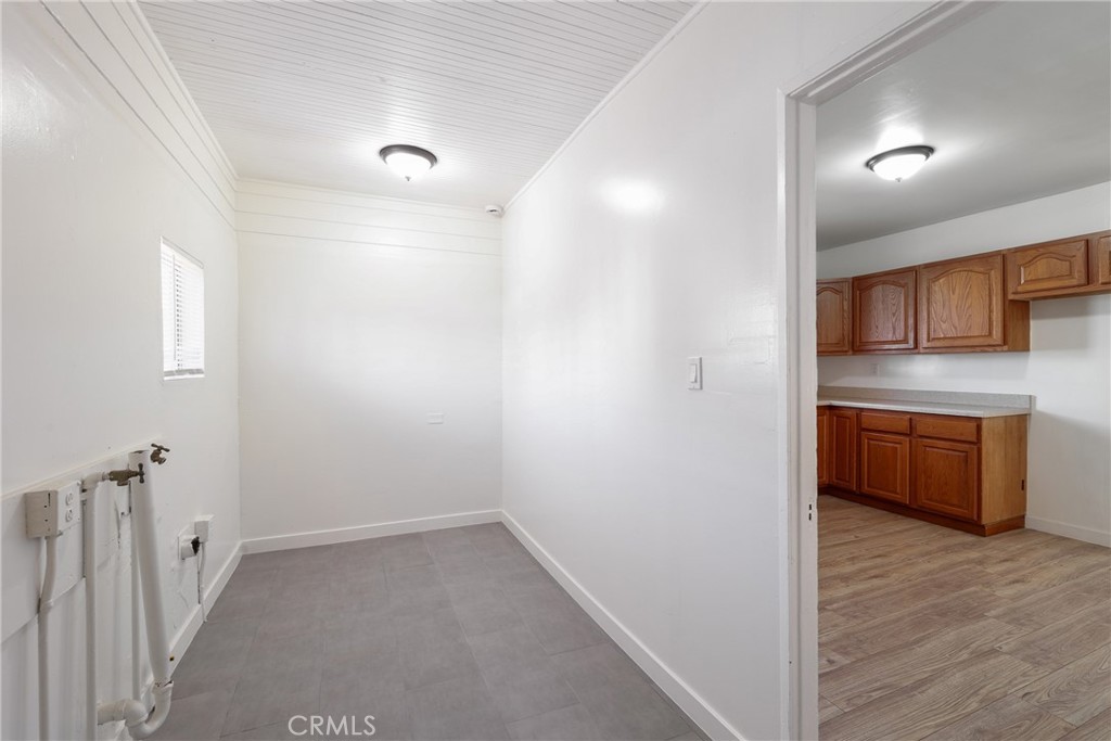 15323 Paramount Boulevard Paramount, CA 90723 - Photo 29 of 72 15329 Paramount Blvd: Home / Laundry Room