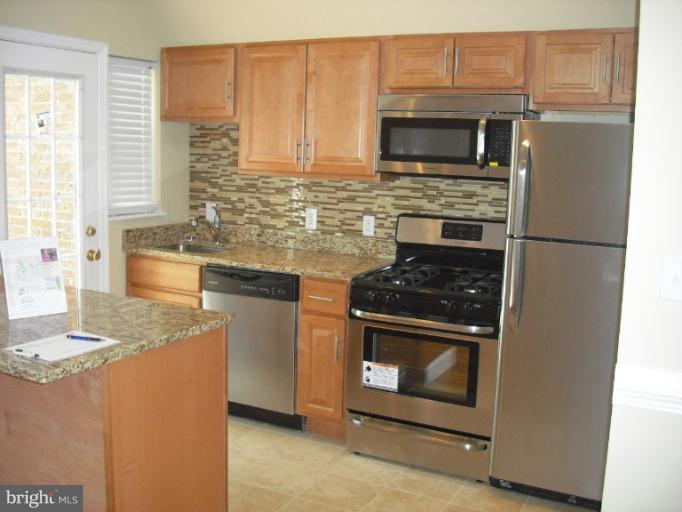 2525 North Capitol Street Northeast Washington, DC 20002 - Photo 2 of 14 Kitchen
