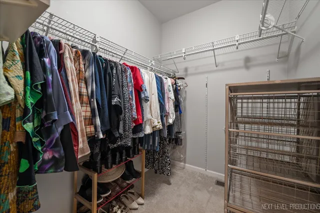 $410,000 | 332 Wolcott Lane, Batavia, IL 60510