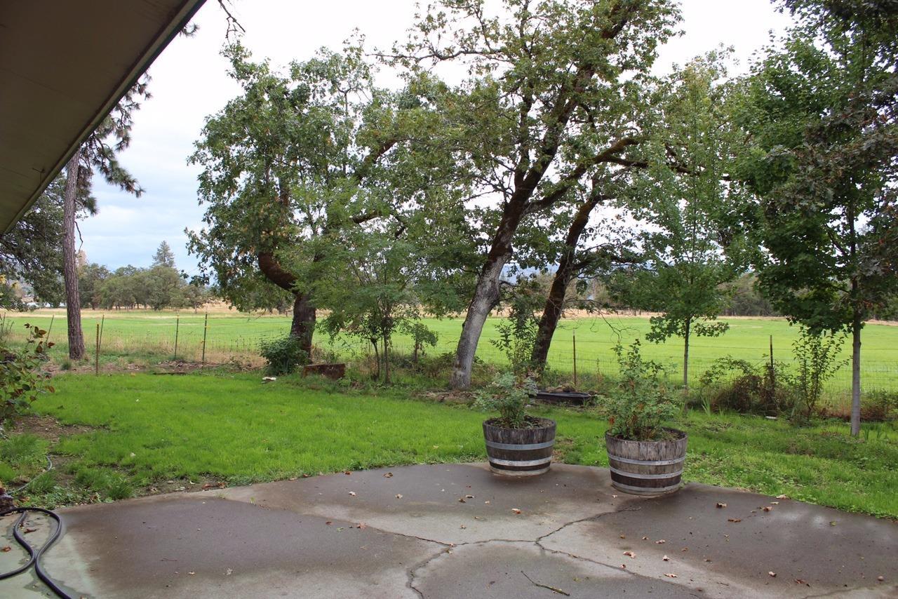 14841 Agate Road Eagle Point, OR 97524 - Photo 10 of 25 Additional Photo