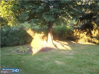 299 Hickory Road Warminster, PA 18974 - Photo 7 of 10 View