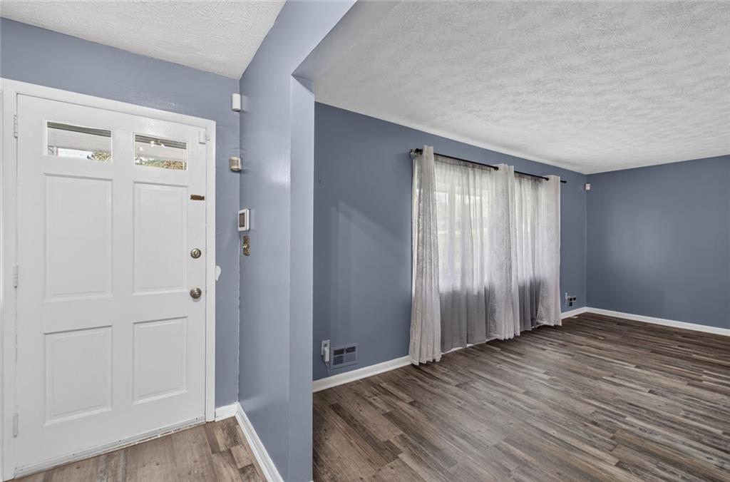 2272 Green Hawk Court Decatur, GA 30035 - Photo 11 of 56