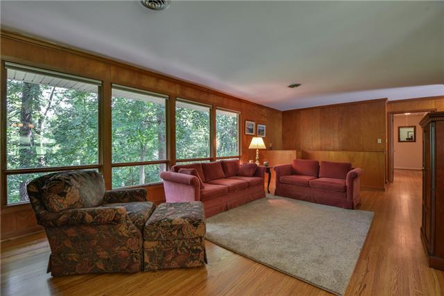 1108 Sparta Road Nashville, TN 37205 - Photo 7 of 19 Gallery Image 7