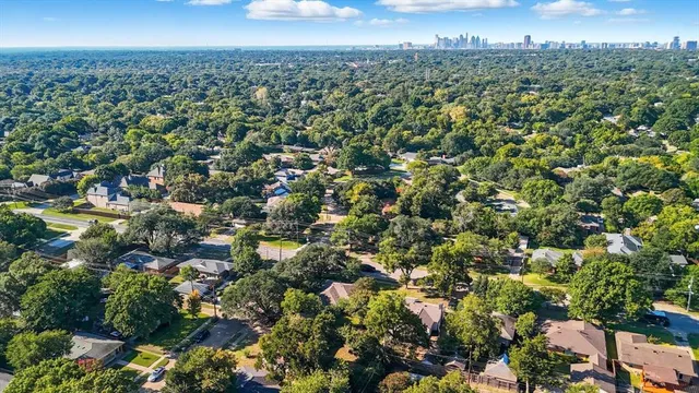 $3,700 | 6611 Highgate Lane, Dallas, TX 75214