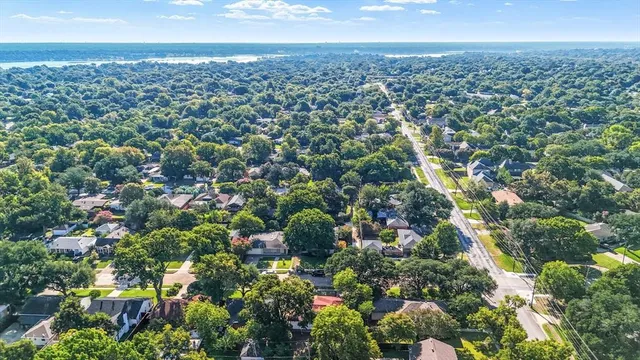 $3,700 | 6611 Highgate Lane, Dallas, TX 75214