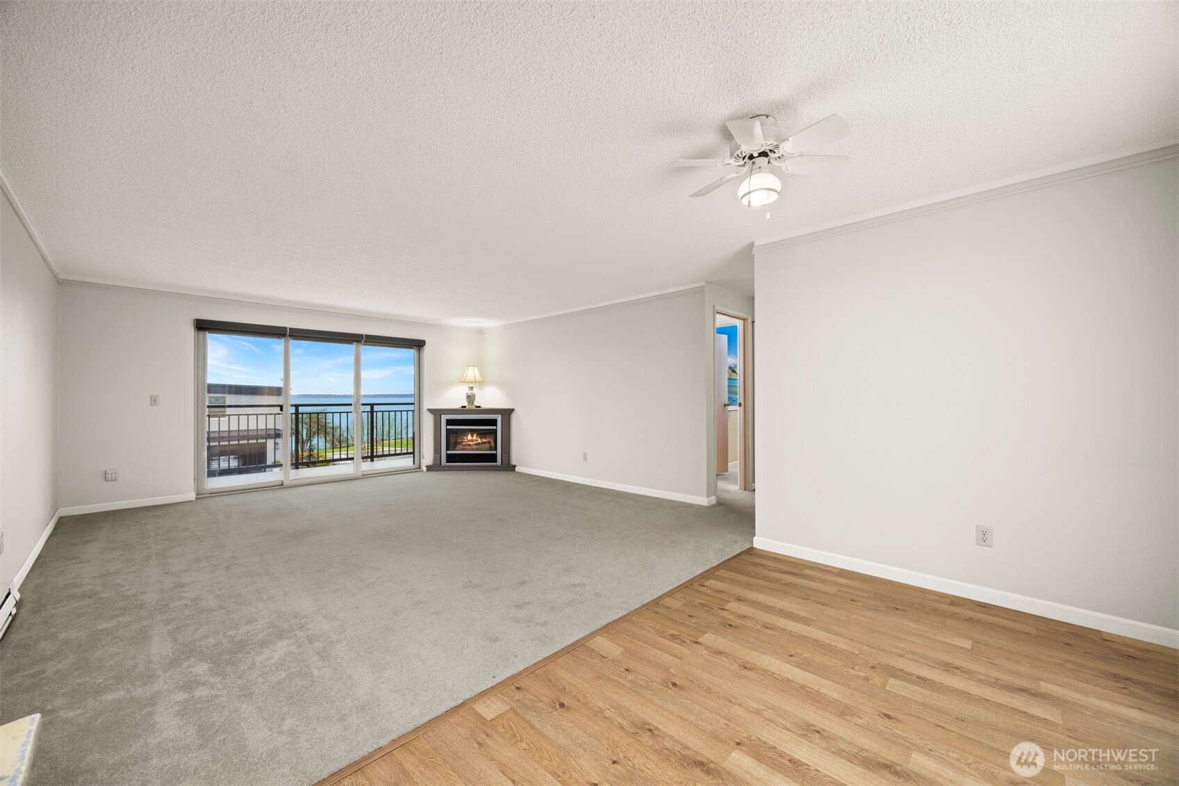 700 11th Street, Unit C1 Bellingham, WA 98225 - Photo 14 of 35