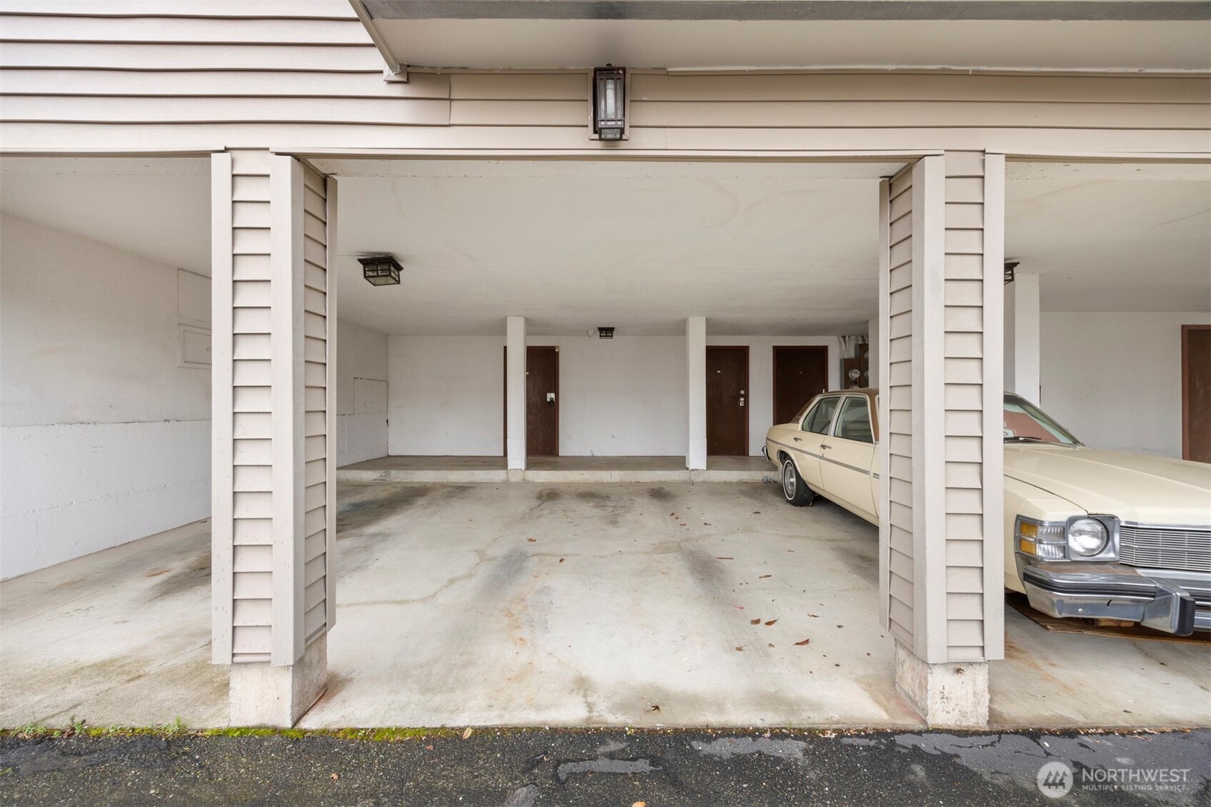 700 11th Street, Unit C1 Bellingham, WA 98225 - Photo 34 of 35