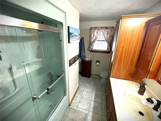 $488,000 | 7 Adams Drive, Coventry, RI 02816