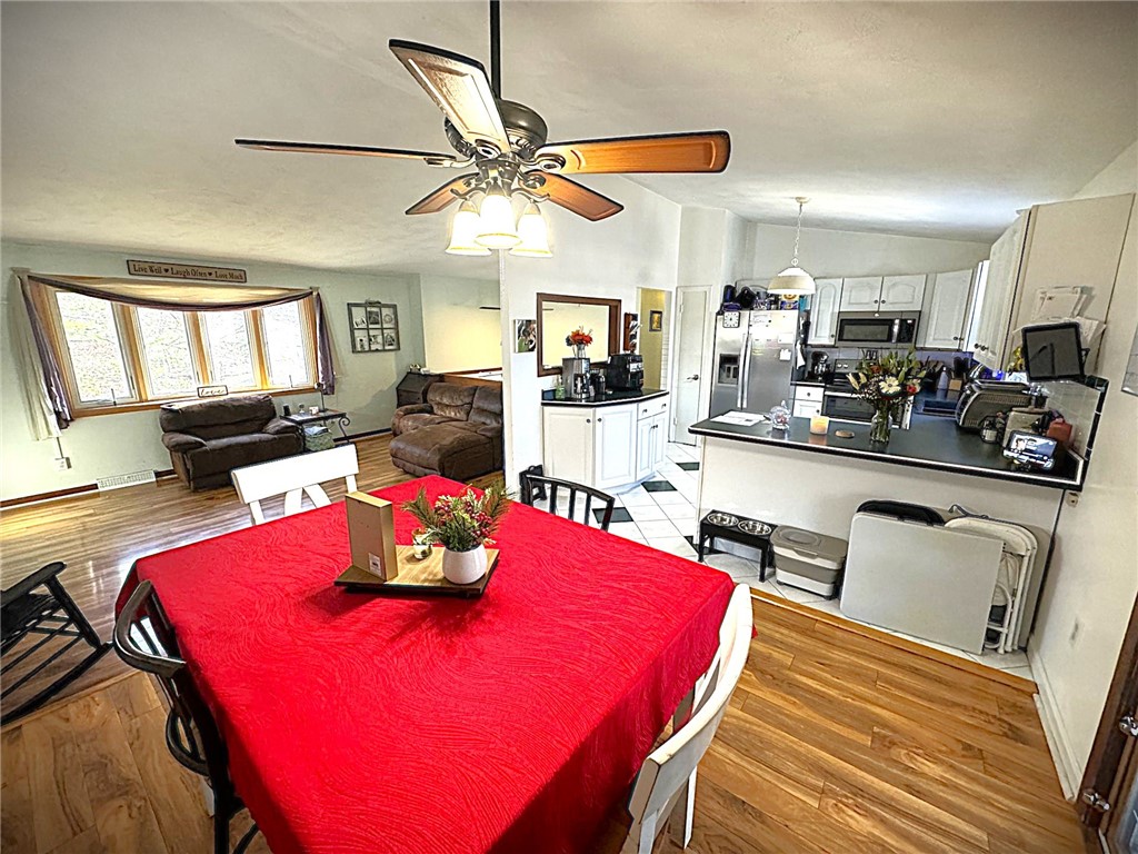 7 Adams Drive Coventry, RI 02816 - Photo 8 of 19