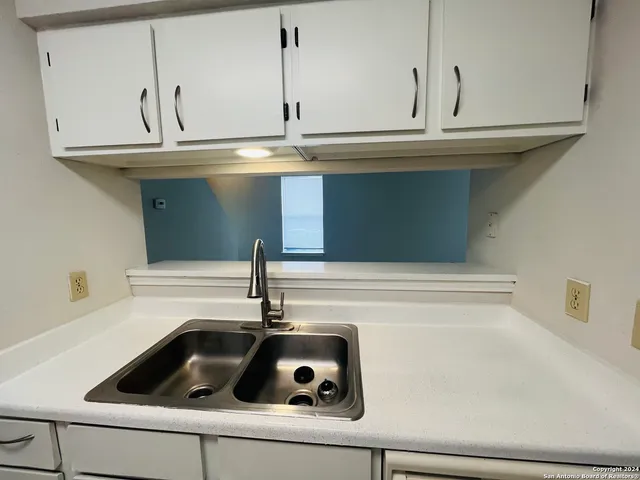 $1,295 | 6319 Waddesdon Wood, San Antonio, TX 78233