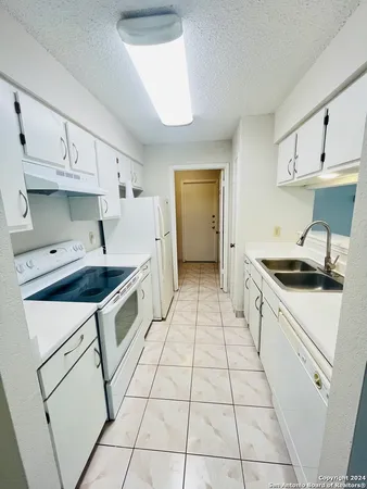 $1,295 | 6319 Waddesdon Wood, San Antonio, TX 78233