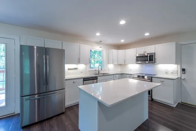 $545,000 | 108 Rolling River Court, Nashville, TN 37221