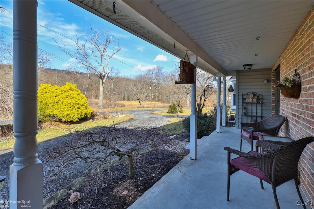 8953 North Loop Road Slatington, PA 18080 - Photo 3 of 50 Gallery Image 3