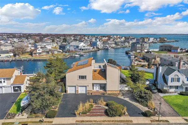 $1,149,000 | 49 Dolphin Lane East, Copiague, NY 11726