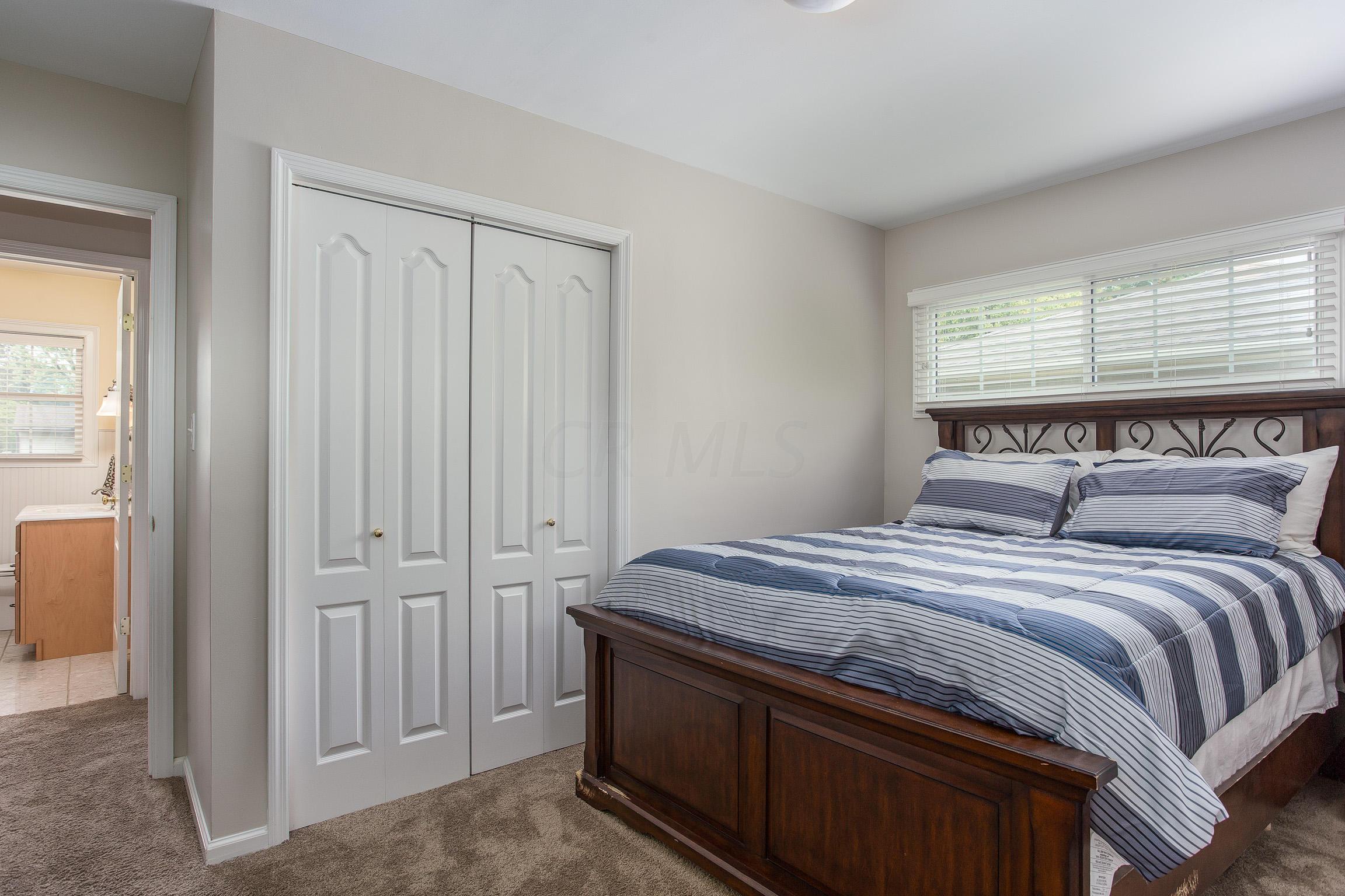 3577 Redding Road Columbus, OH 43221 - Photo 13 of 23