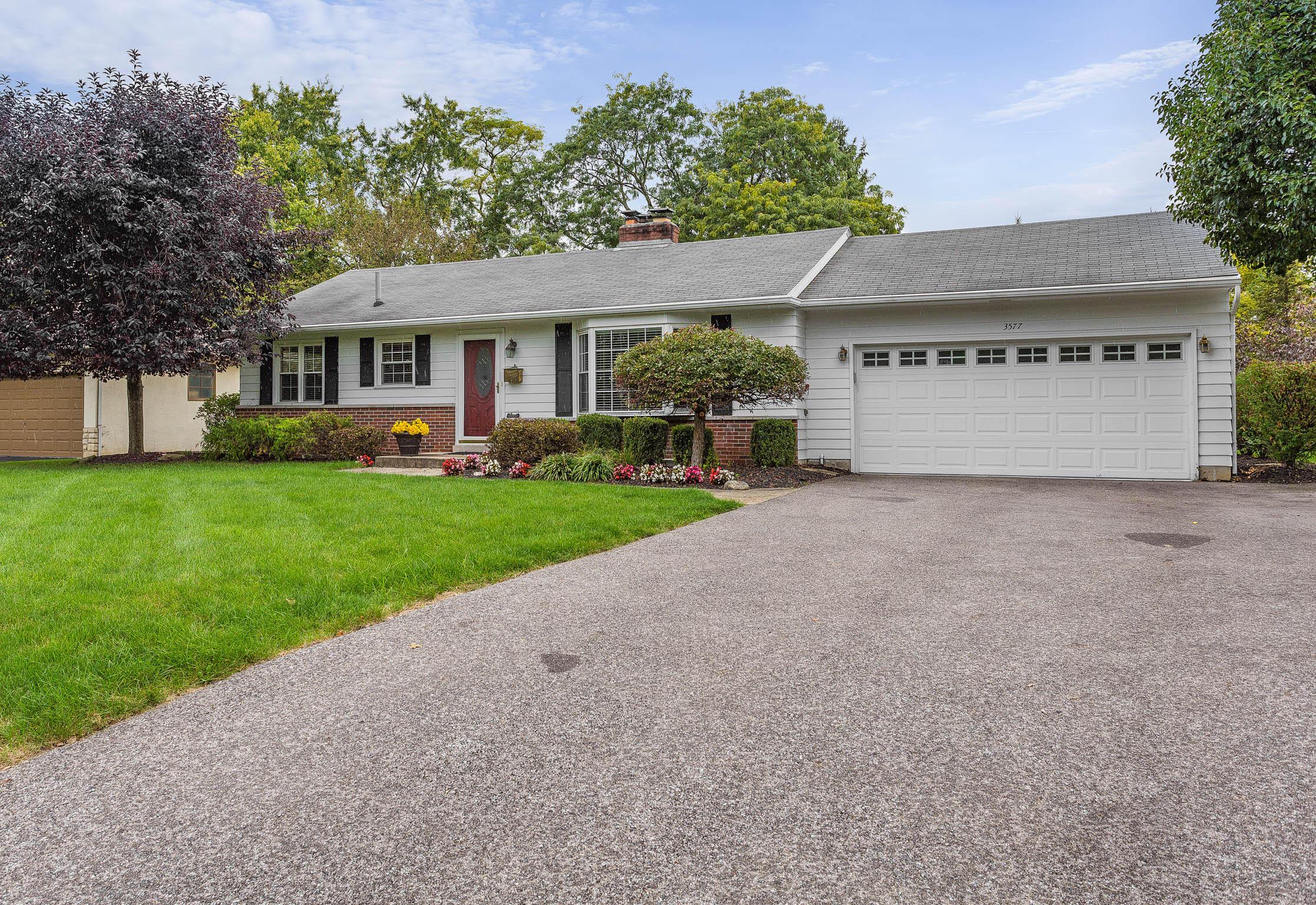 3577 Redding Road Columbus, OH 43221 - Photo 3 of 23