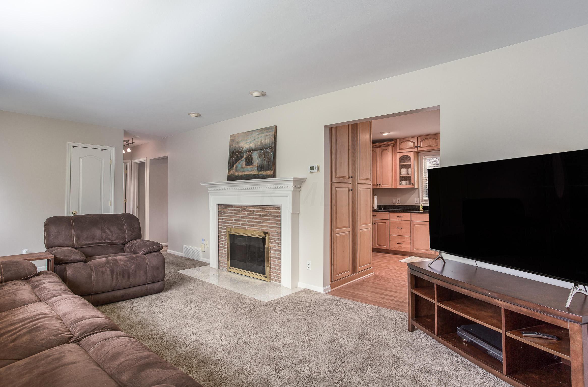 3577 Redding Road Columbus, OH 43221 - Photo 5 of 23