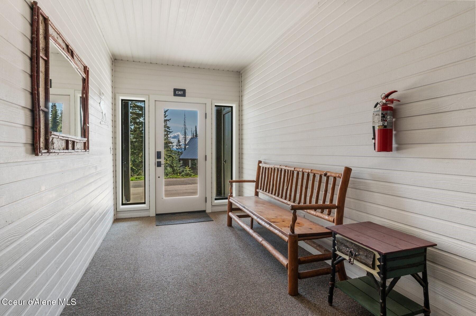 227 Crystal Springs Road, Unit 3 Sandpoint, ID 83864 - Photo 35 of 86 Main Condo Entry Area