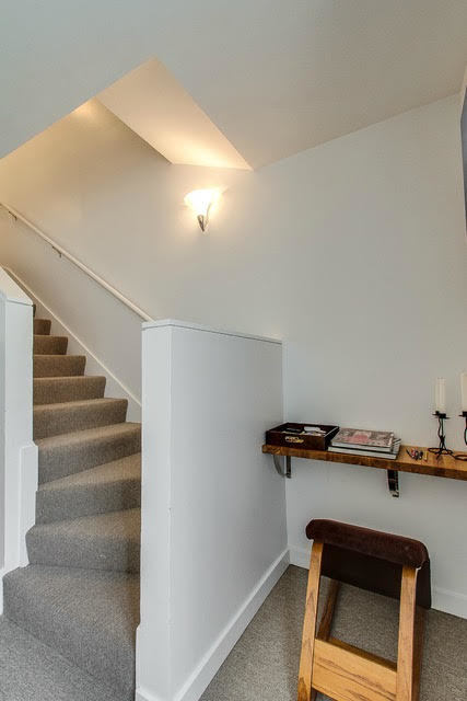 1007 East 61st Street Chicago, IL 60637 - Photo 20 of 20 a view of entryway and hall