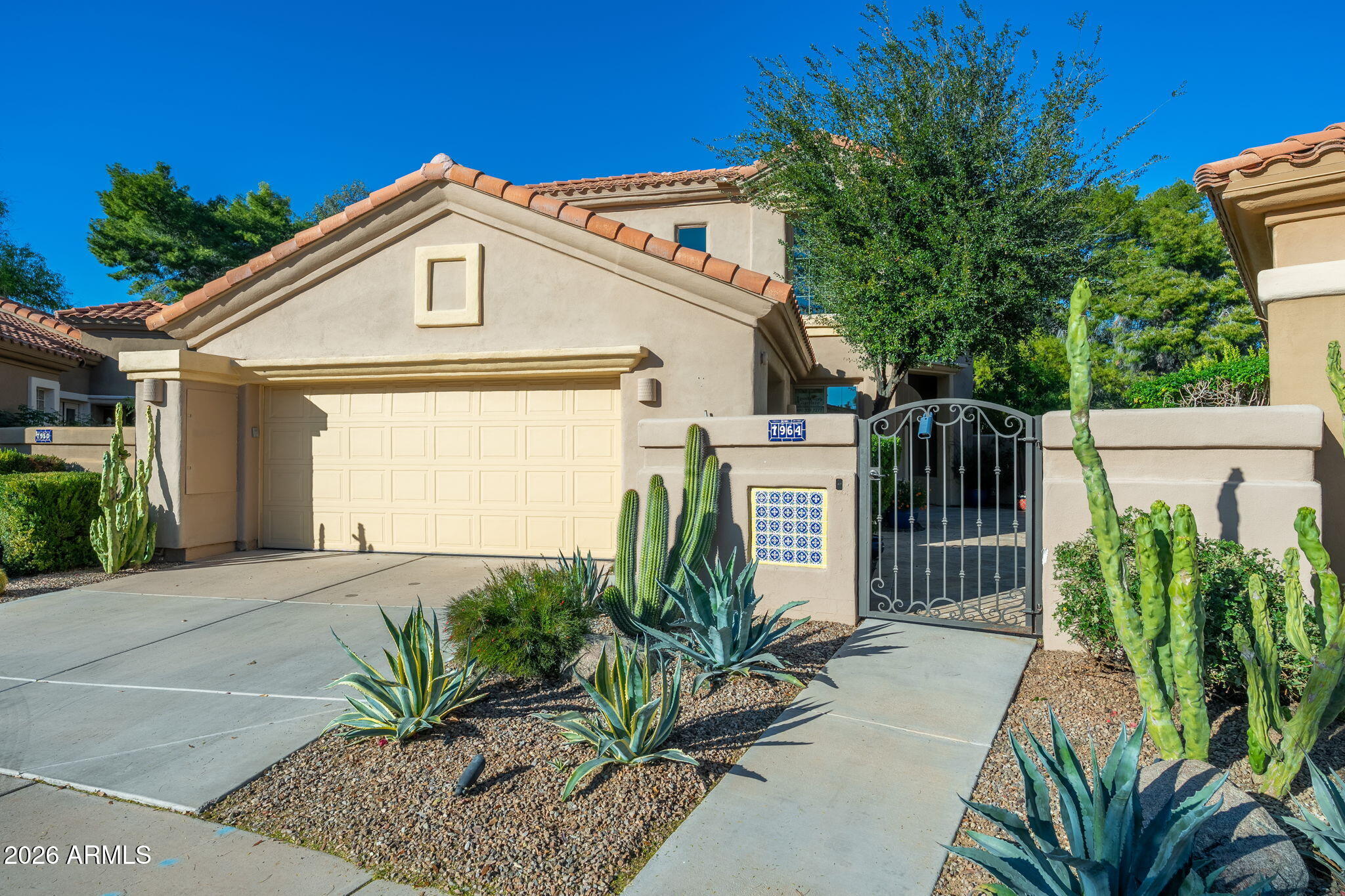 7964 E Gail Rd - 21