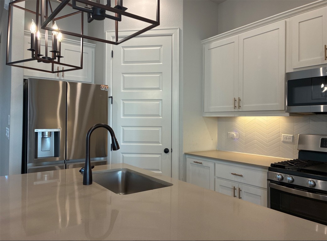 2903 Sebring Circle Austin, TX 78747 - Photo 8 of 22