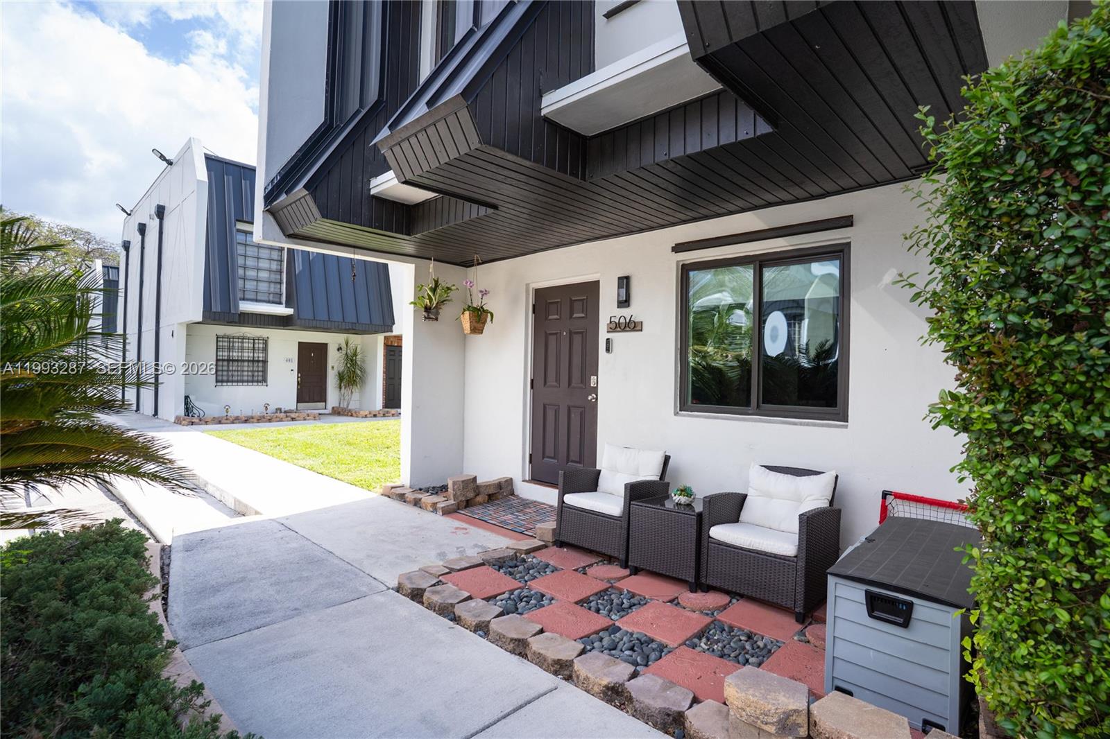 5555 Ludlam Road, Unit 46 South Miami, FL 33155 - Photo 3 of 28