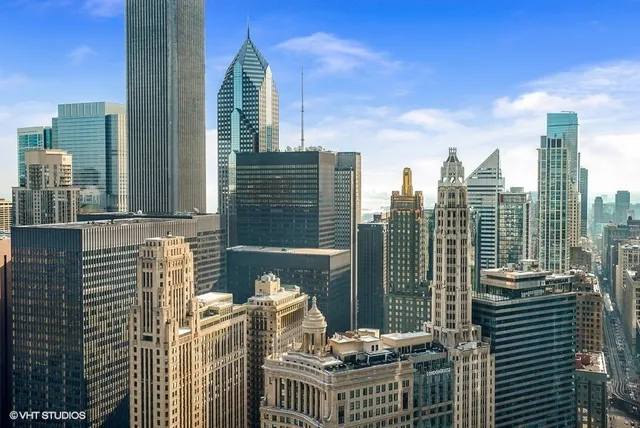 $519,000 | 405 North Wabash Avenue, Unit 4904, Chicago, IL 60611