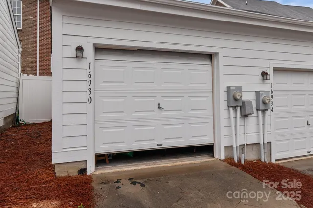 a view of a closet area