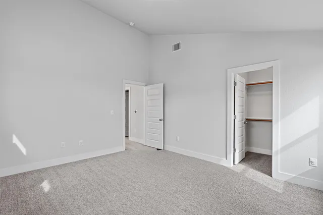 $2,250 | 11217 Charger Way, Manor, TX 78653