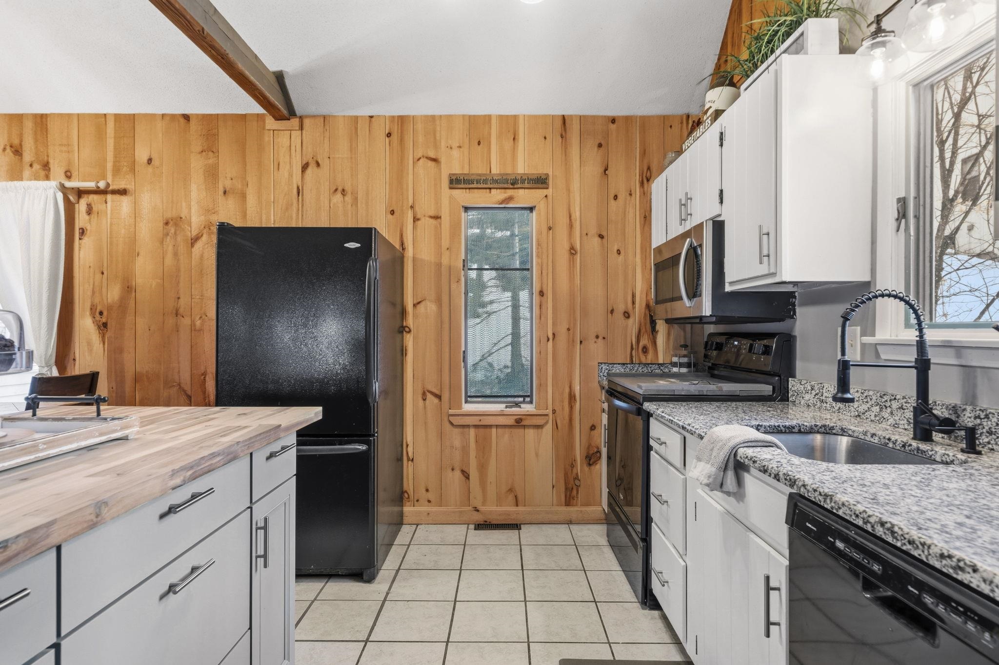 185 Reservoir Road Campton, NH 03223 - Photo 10 of 56