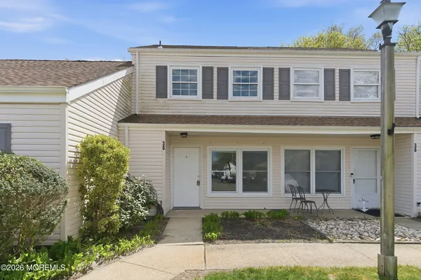 $255,000 | 38 Mediterranean Court, Barnegat, NJ 08005