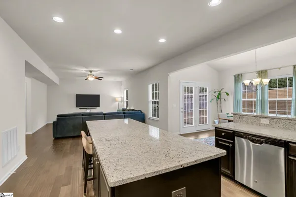 $374,900 | 15 Fawn Hill Drive, Simpsonville, SC 29681