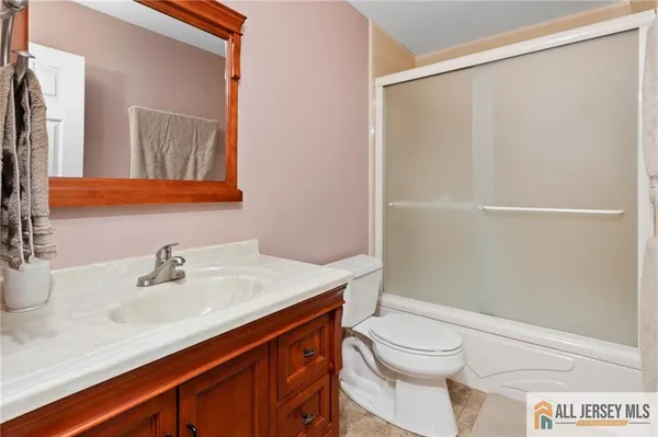 $799,000 | 12 Anderson Avenue, Monroe Township, NJ 08831