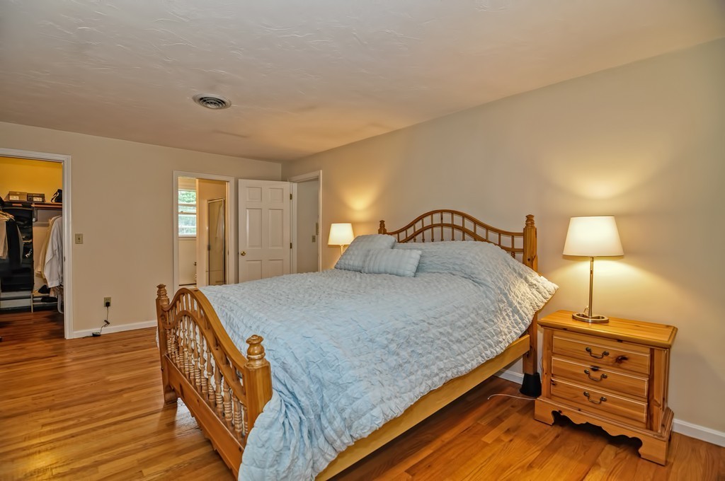 22 Robin Road Norfolk, MA 02056 - Photo 23 of 28 Gallery Image 23