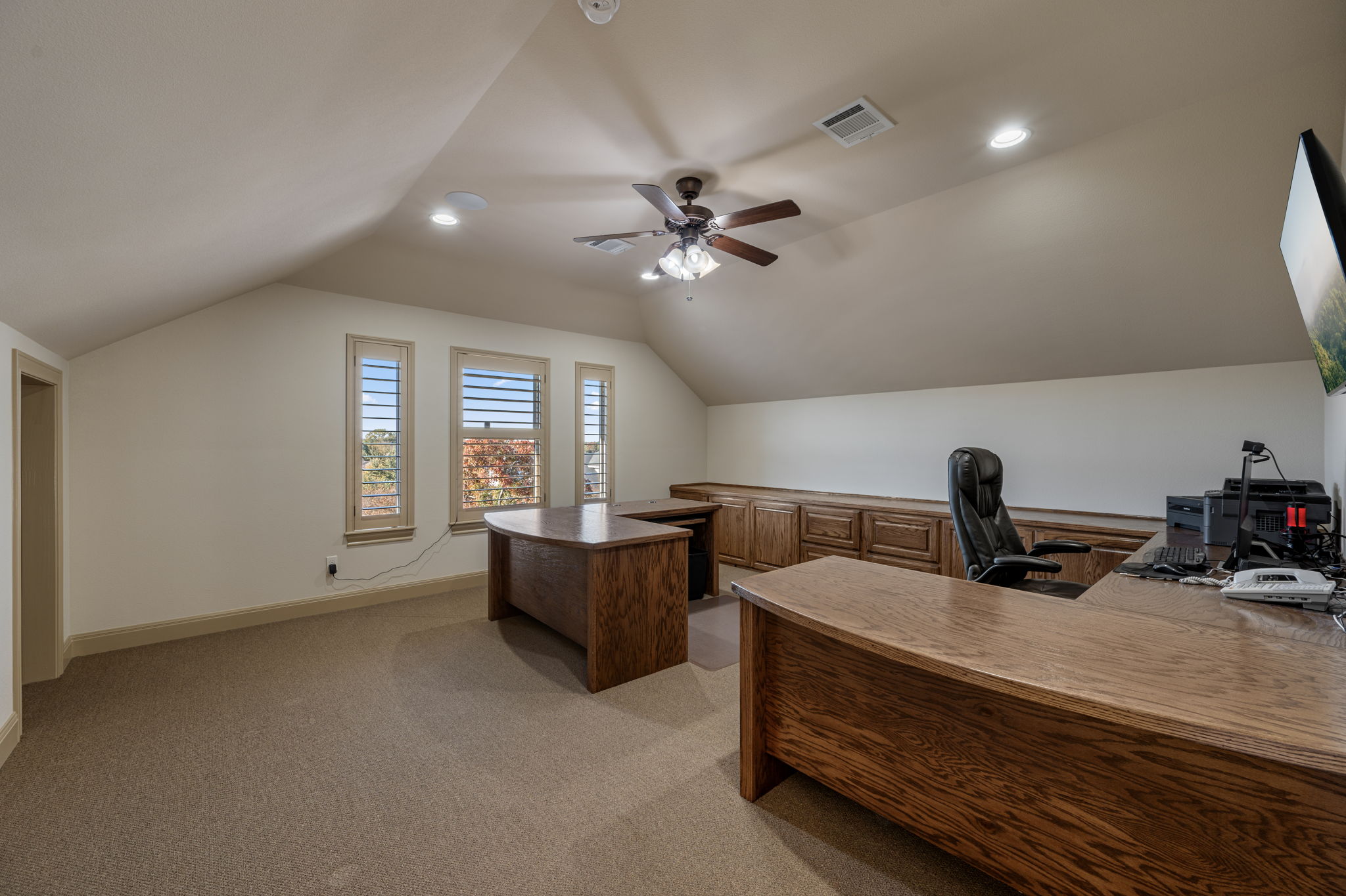 204 Overlook Court Georgetown, TX 78628 - Photo 25 of 33 Secondary Bedroom #5, Upstairs