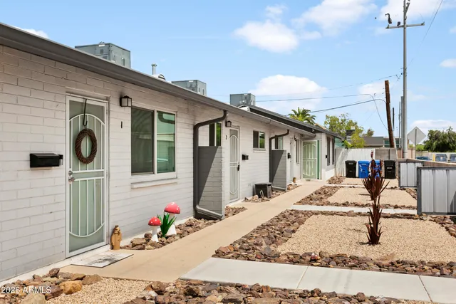 $1,300 | 1646 East McKinley Street, Unit 2, Phoenix, AZ 85006