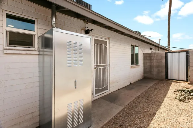 $1,300 | 1646 East McKinley Street, Unit 2, Phoenix, AZ 85006