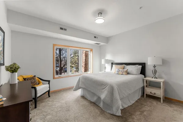 $265,000 | 10806 South Shore Drive, Unit 103, Plymouth, MN 55441