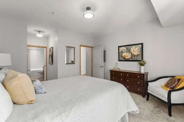 $265,000 | 10806 South Shore Drive, Unit 103, Plymouth, MN 55441