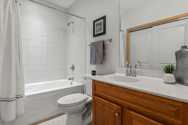 $265,000 | 10806 South Shore Drive, Unit 103, Plymouth, MN 55441