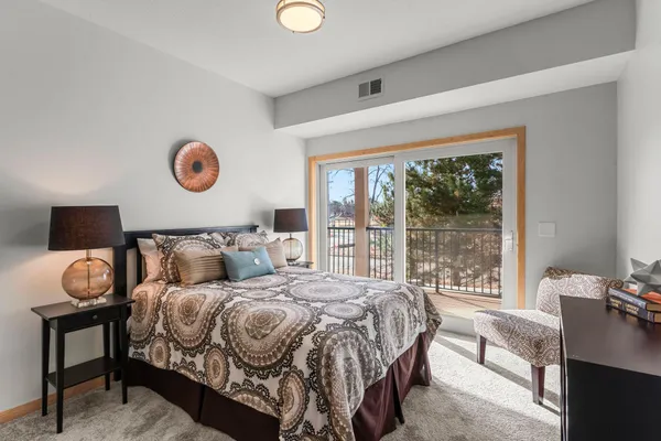 $265,000 | 10806 South Shore Drive, Unit 103, Plymouth, MN 55441