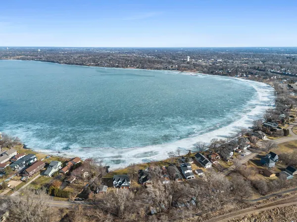 $265,000 | 10806 South Shore Drive, Unit 103, Plymouth, MN 55441
