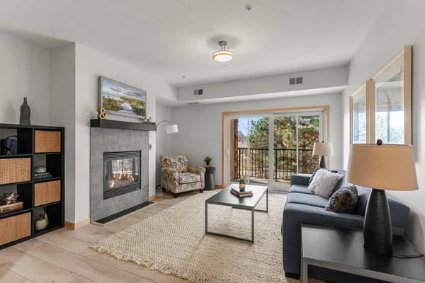 $265,000 | 10806 South Shore Drive, Unit 103, Plymouth, MN 55441