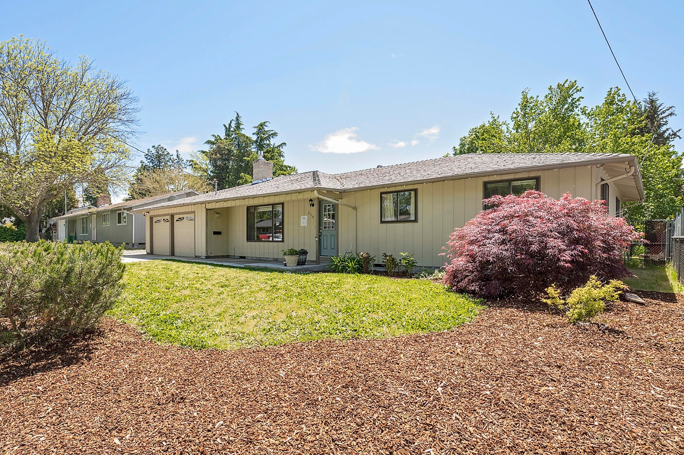 210 Victoria Way Central Point, OR 97502 - Photo 3 of 20 Victoria_018 copy