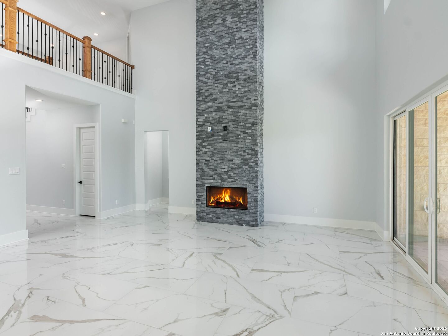 1054 Star Ridge Spring Branch, TX 78070 - Photo 14 of 42 a view of an empty room and entryway