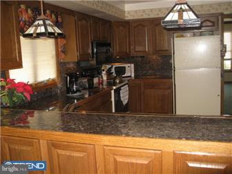836 Valley Road Warrington, PA 18976 - Photo 4 of 12 Gallery Image 4