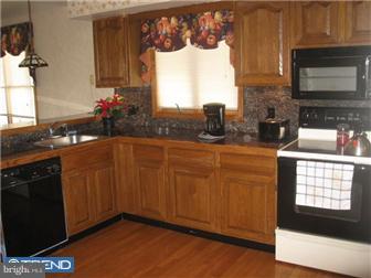 836 Valley Road Warrington, PA 18976 - Photo 7 of 12 Gallery Image 7