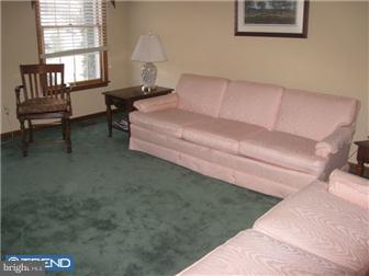 836 Valley Road Warrington, PA 18976 - Photo 10 of 12 Gallery Image 10